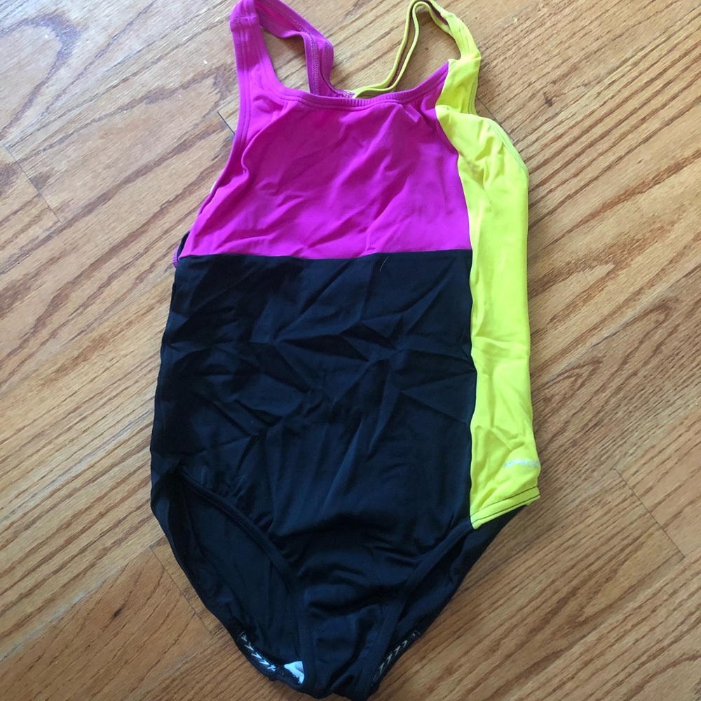 Speedo One Piece Keyhole Back Bathing Suit